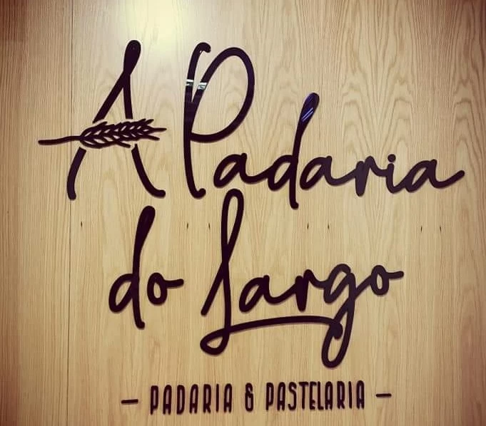 Logo A Padaria do Largo